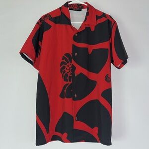 Men's Hawaiian Kini Zamora size small red and black button down shirt